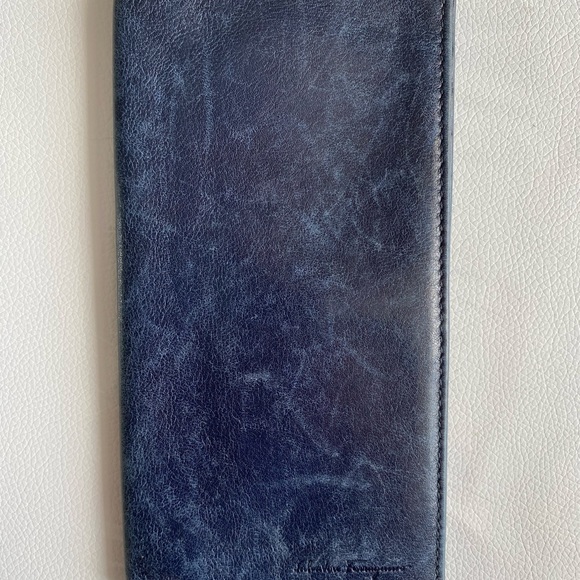 Salvatore Ferragamo men’s wallet in Navy - Picture 2 of 5